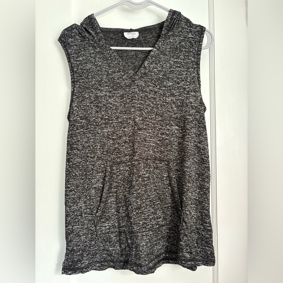 Danskin Now Active Sleeveless V-Neck Hoodie Top Size: Small - Picture 1 of 6